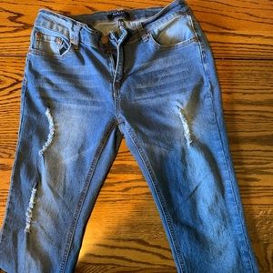Women’s Size 9 Bee & Ceci Skinny Jean Ripped Look